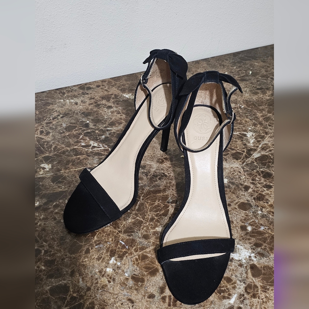 GUESS Black Suede Ankle Strap Heels With Bow Detail Sz 9